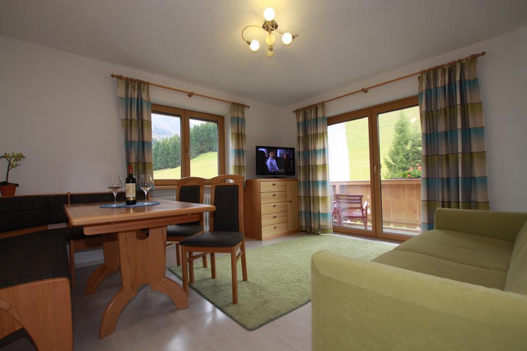 Haus Schoene Aussicht Berwang Kültér fotó